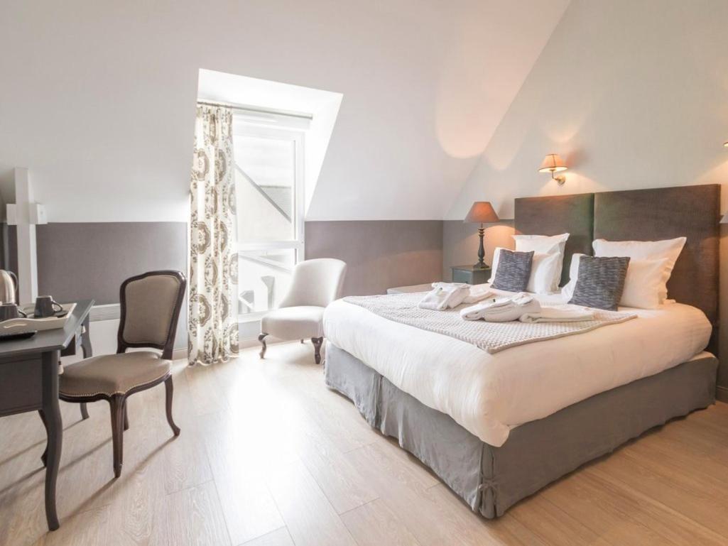 Au Pre Carre Hotel Plumergat Bilik gambar