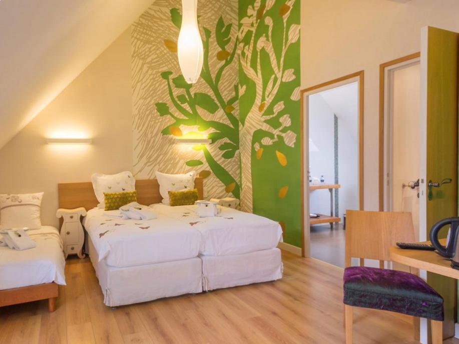 Au Pre Carre Hotel Plumergat Bilik gambar
